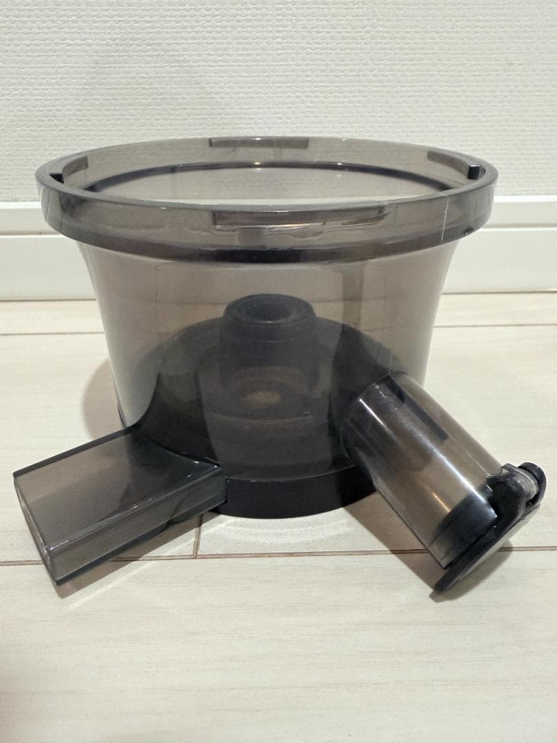 Panasonic 低速ジューサー MJ-L600　おまけ　レシピ本つき