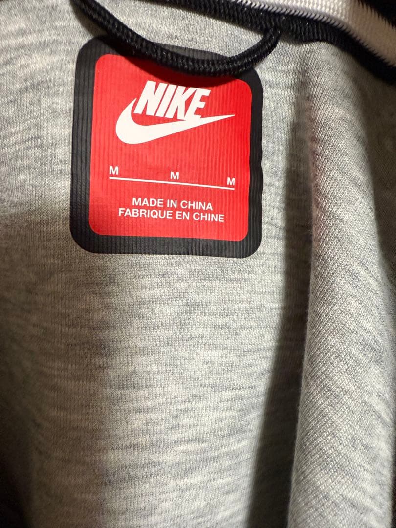 ナイキテックフリースセットアップグレー上M下L ￼