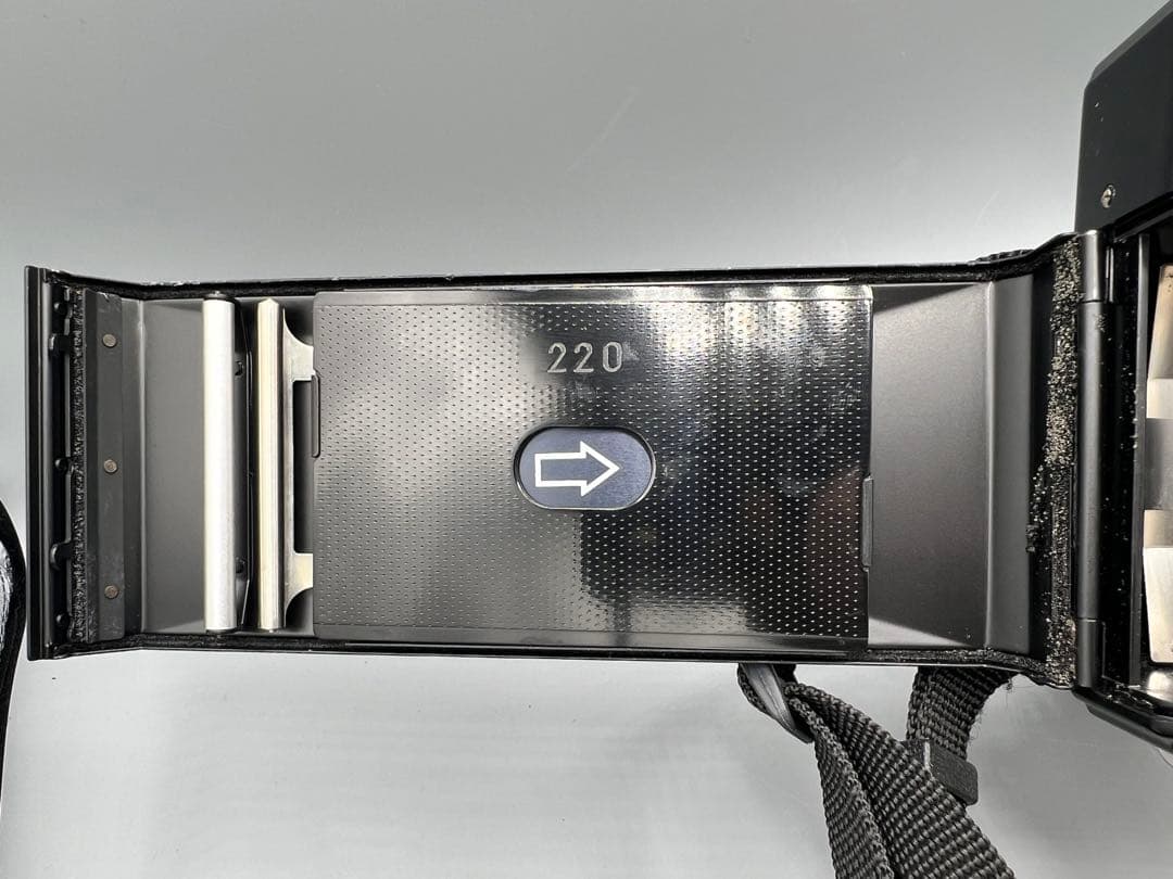 フィルムカメラ　FUJICA GW690 PROFESSIONAL 6x9