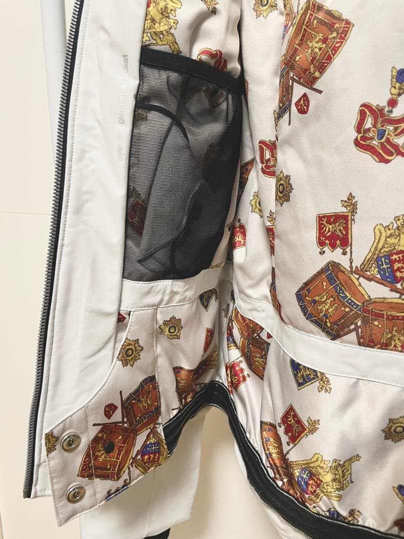 Phenix フェニックス　スキージャケット　レディース　Mサイズ相当　新品