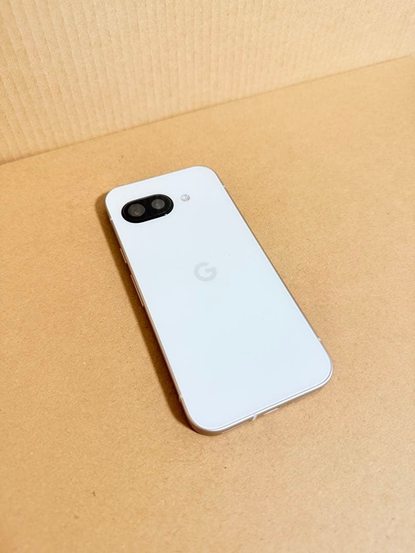 美品 Google Pixel 9a ホワイト 128GB