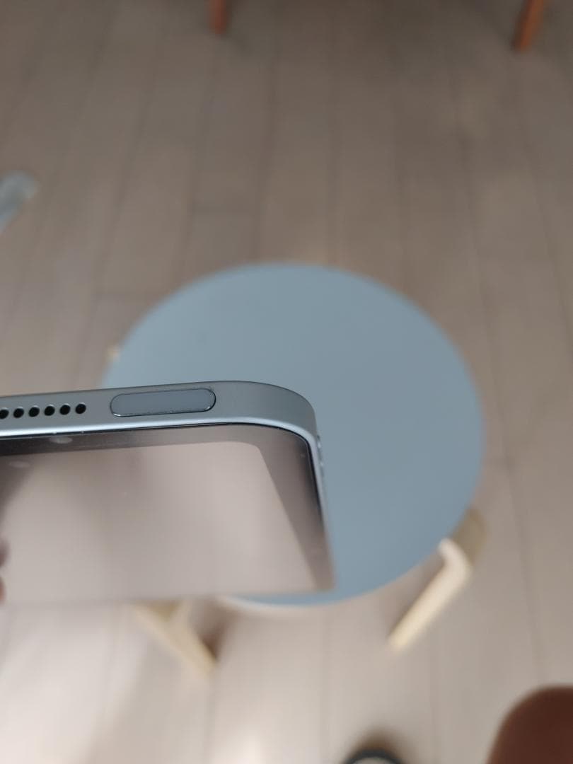 ヒロポン美品Apple iPad 第10世代 シルバー64GBwifi本体