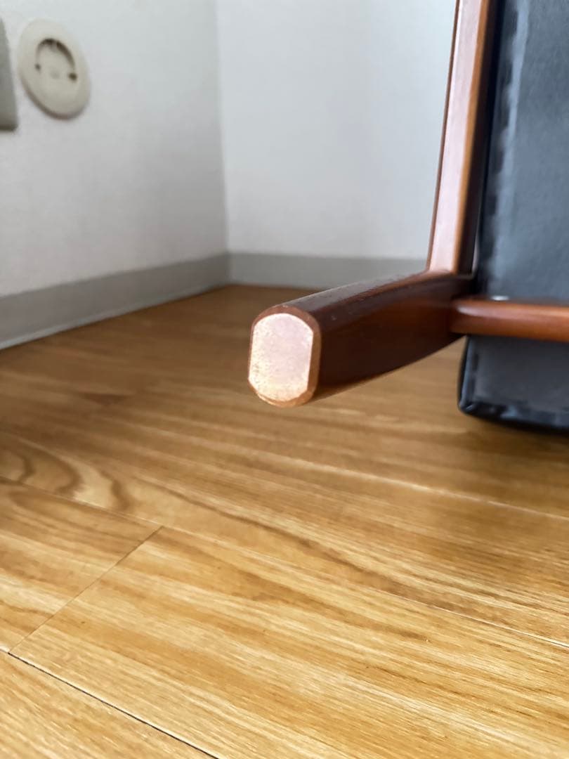 【6/27（金）13時迄の出品】カリモク60 Kチェア1シーター