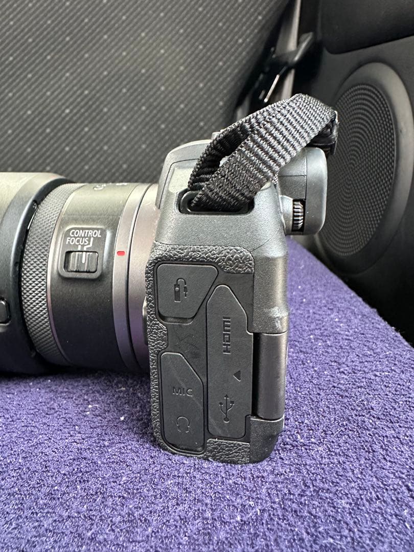 Canon eosRPミラーレス一眼 （レンズ付きRF50mm）