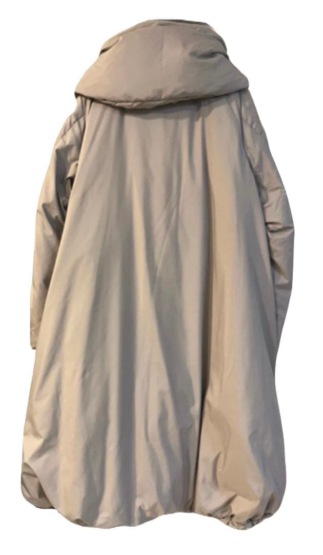 【Midi Umi】人気型 フード付きロングダウンコート　ベージュ　軽量