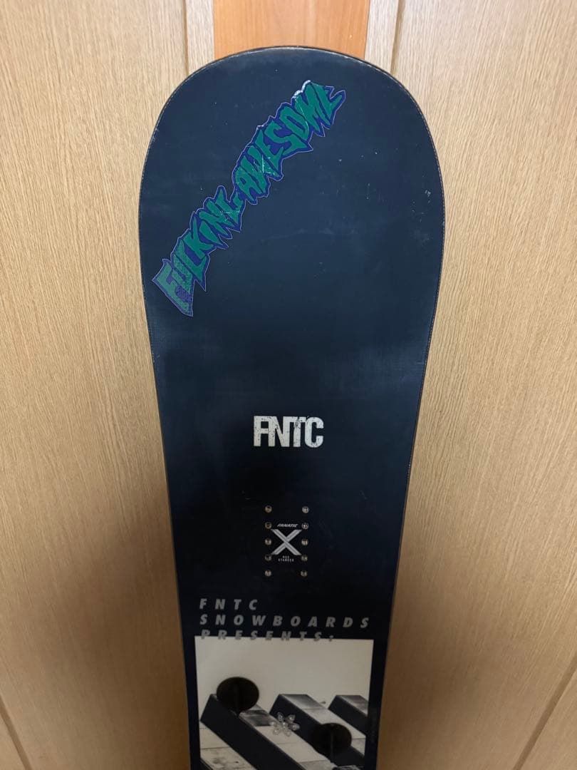 FNTC TNT スノーボード