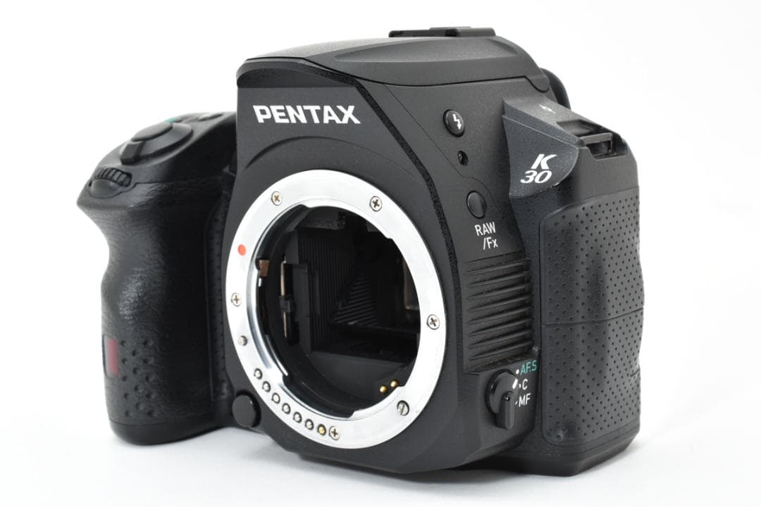 【シャッターOK】ペンタックス K-30 デジタル一眼レフカメラ 現状品 カメラ