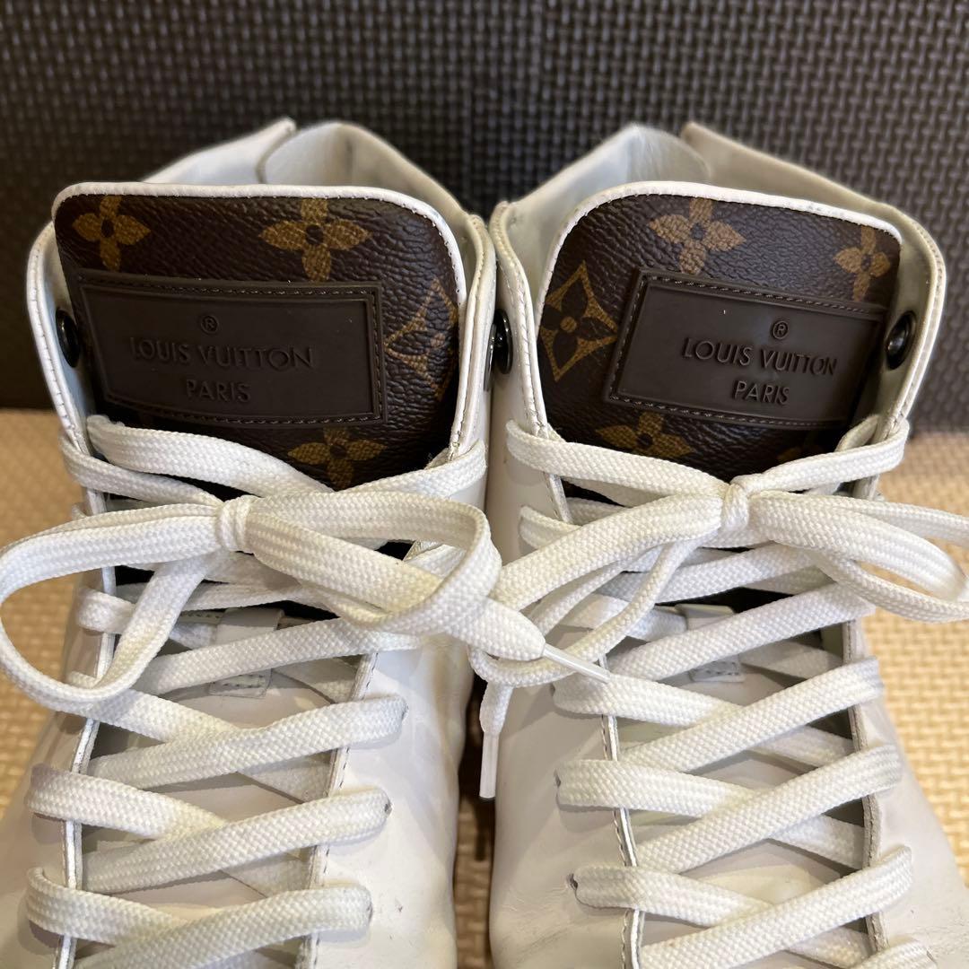 Louis Vuitton ホワイト ハイカットスニーカー