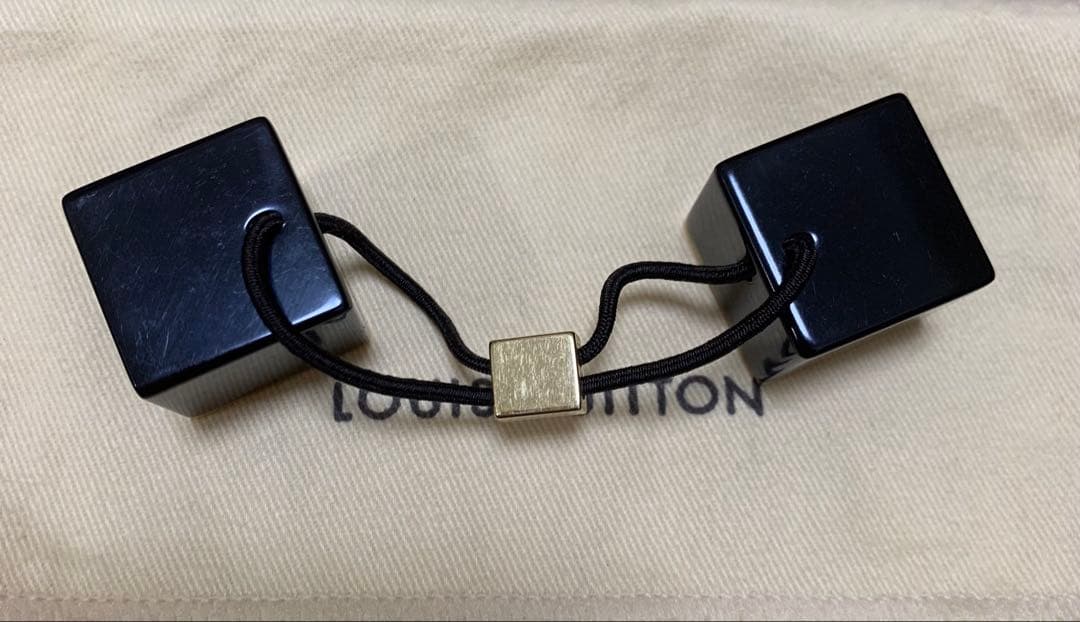 LOUIS VUITTON ヘアゴム キューブ ロゴ ブランド 2個セット
