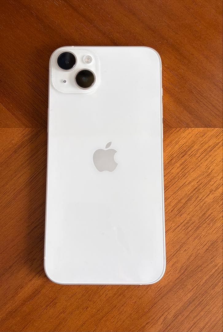 ■iPhone 14 Plus 本体 128GB 白SIMフリー ケース3個付！