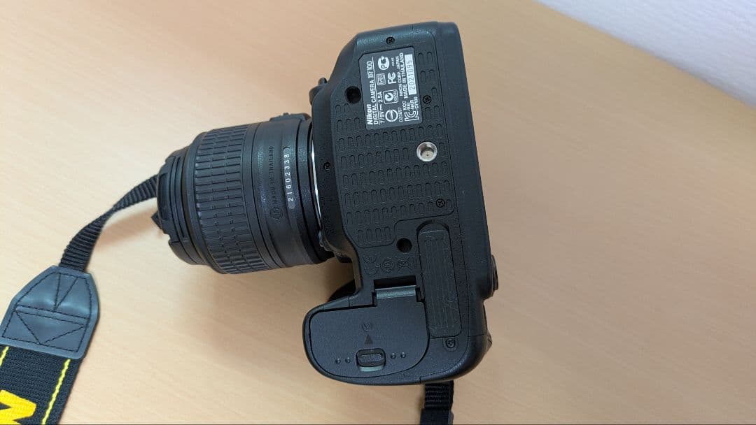 美品Nikon D7100 ボディ + AF-S 18-55mmVRレンズセット