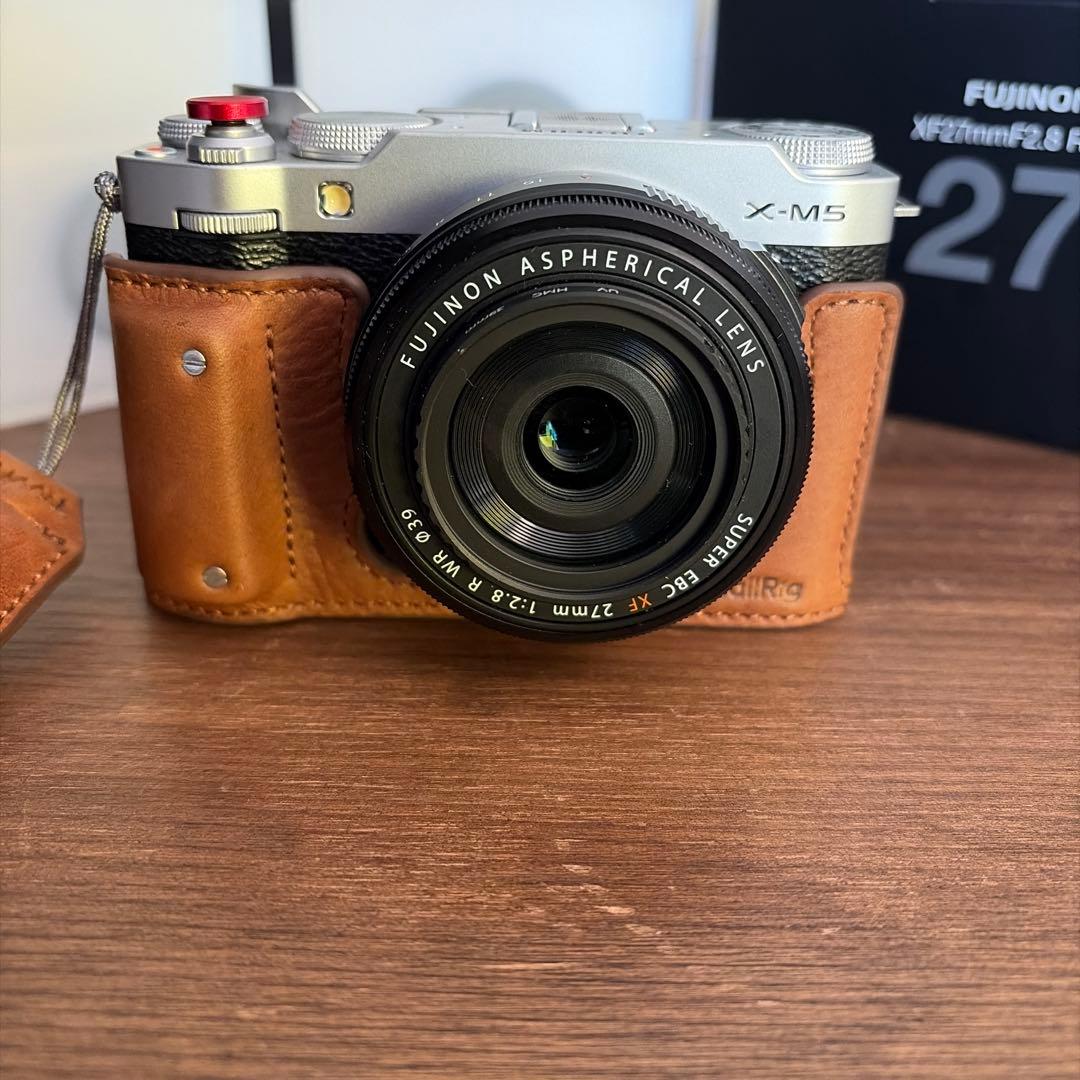 【美品】FUJIFILM X-M5 XF27mmF2.8 R WR その他おまけ