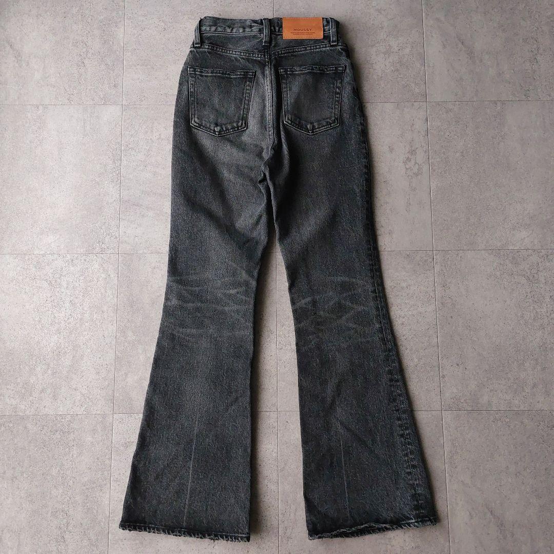 美品 MOUSSY MVS BLACK FLARE 23 マウジー フレアデニム