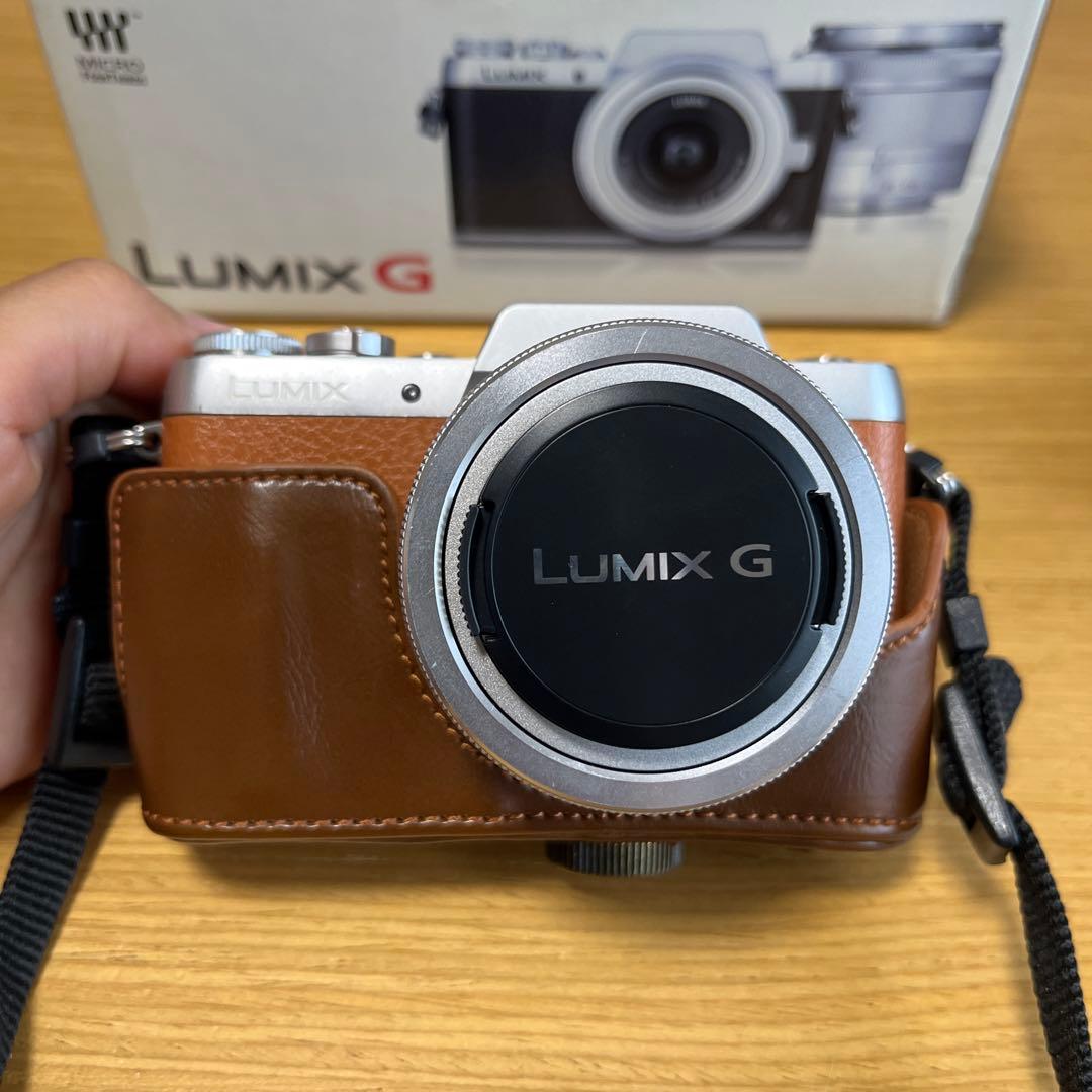 デジタルカメラ LUMIX DMC-GF7W