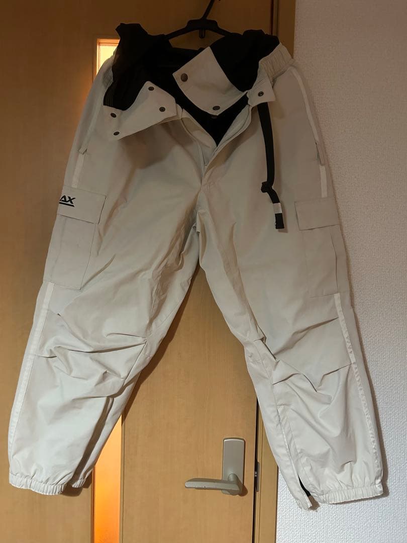 アウトラックス　スノー　ウェア　上下セットアップ　Mサイズ