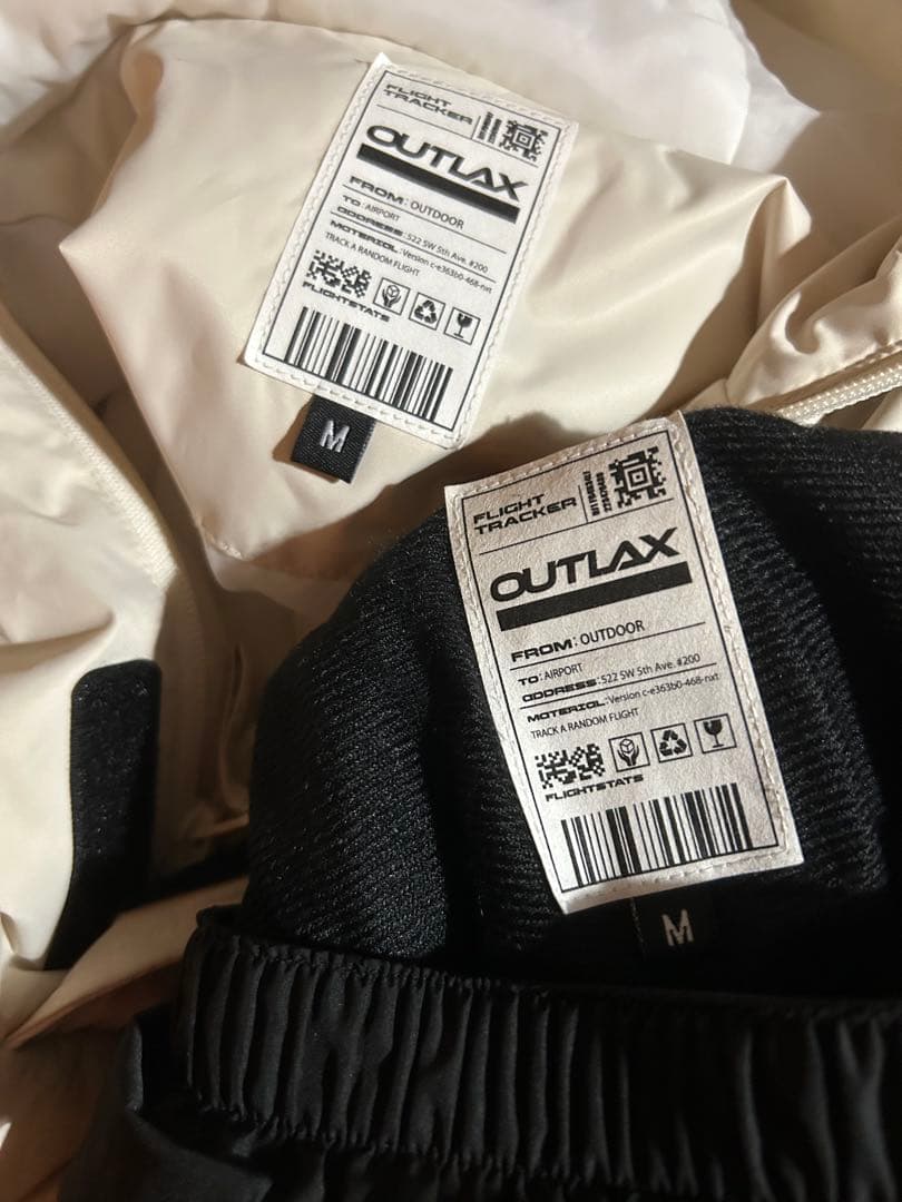 アウトラックス　スノー　ウェア　上下セットアップ　Mサイズ