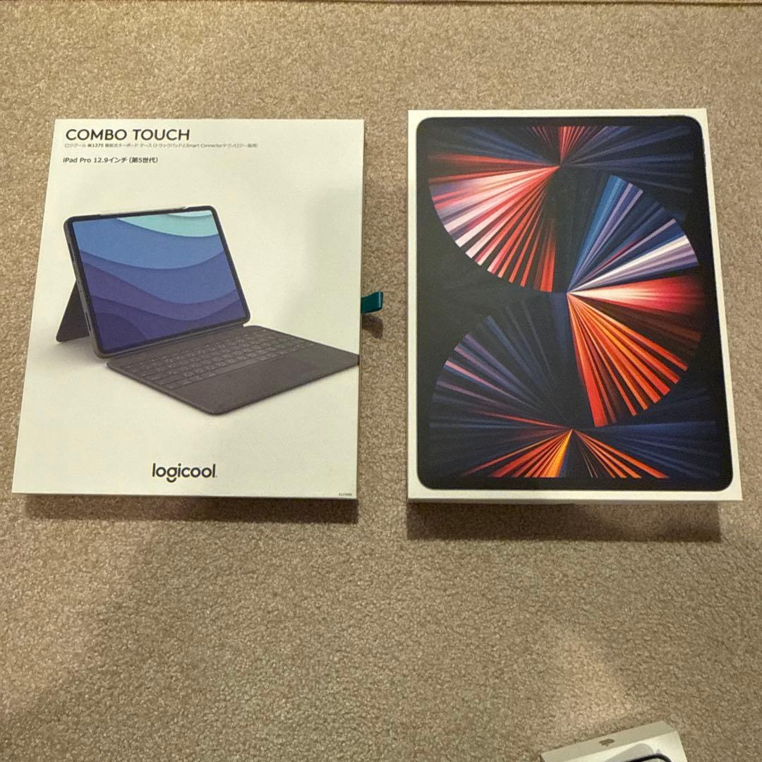 iPad Pro 12.9インチ 第5世代 Wi-Fi + Cellular 他