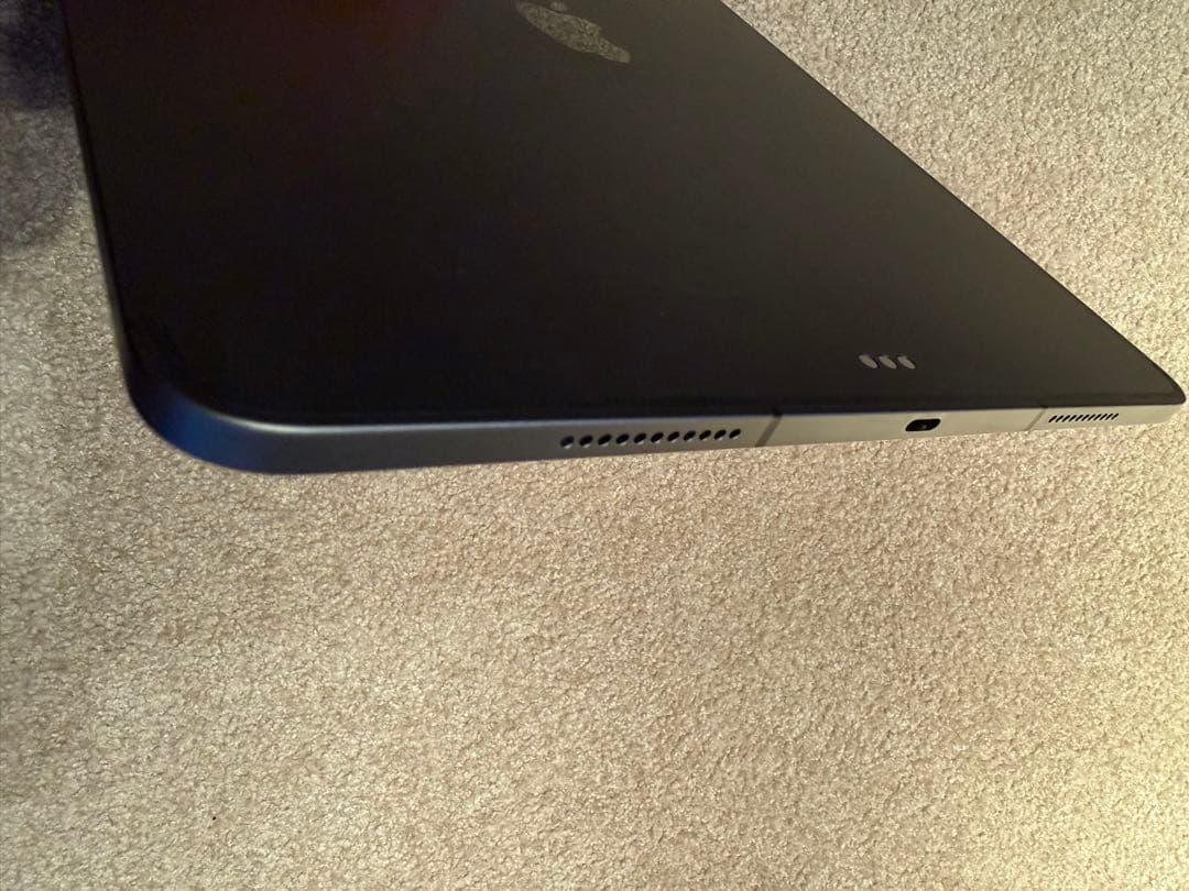 iPad Pro 12.9インチ 第5世代 Wi-Fi + Cellular 他