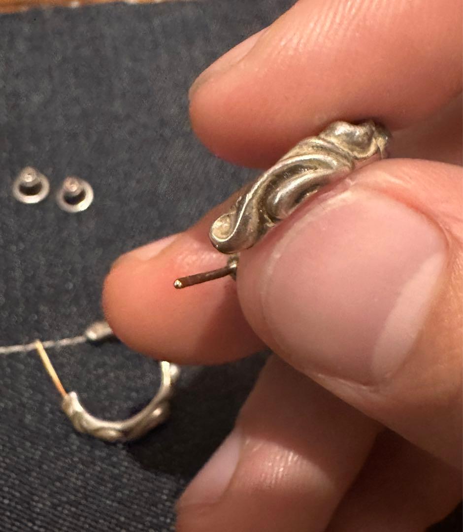 クロムハーツ スクロール フープイヤリング 両耳セット