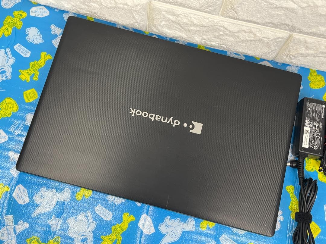 i7 16GB 512GB Dynabook P55/FS 15.6型ノートPC