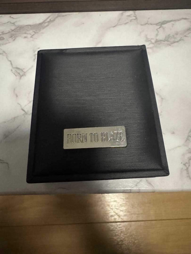 命の燃やし方　BORN TO BLAZE ハート型ネックレス