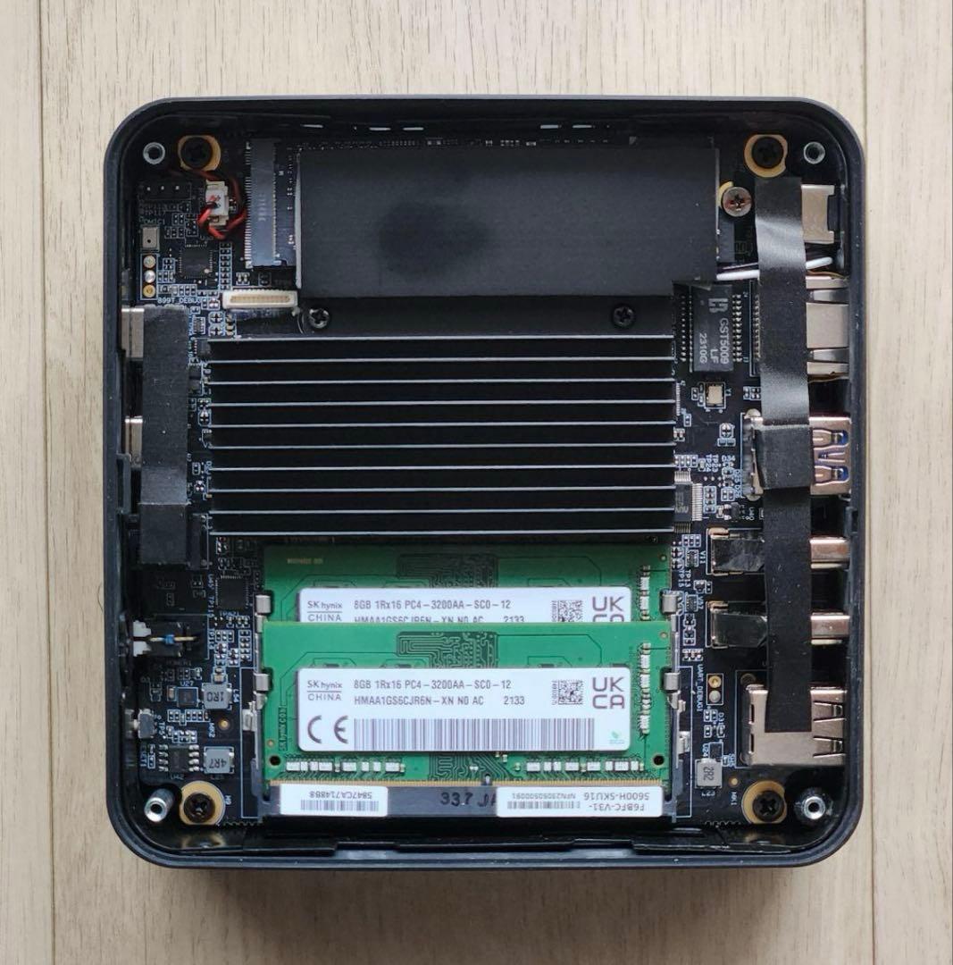 【美品】MINISFORUM UM560XT/Ryzen 5 5600H