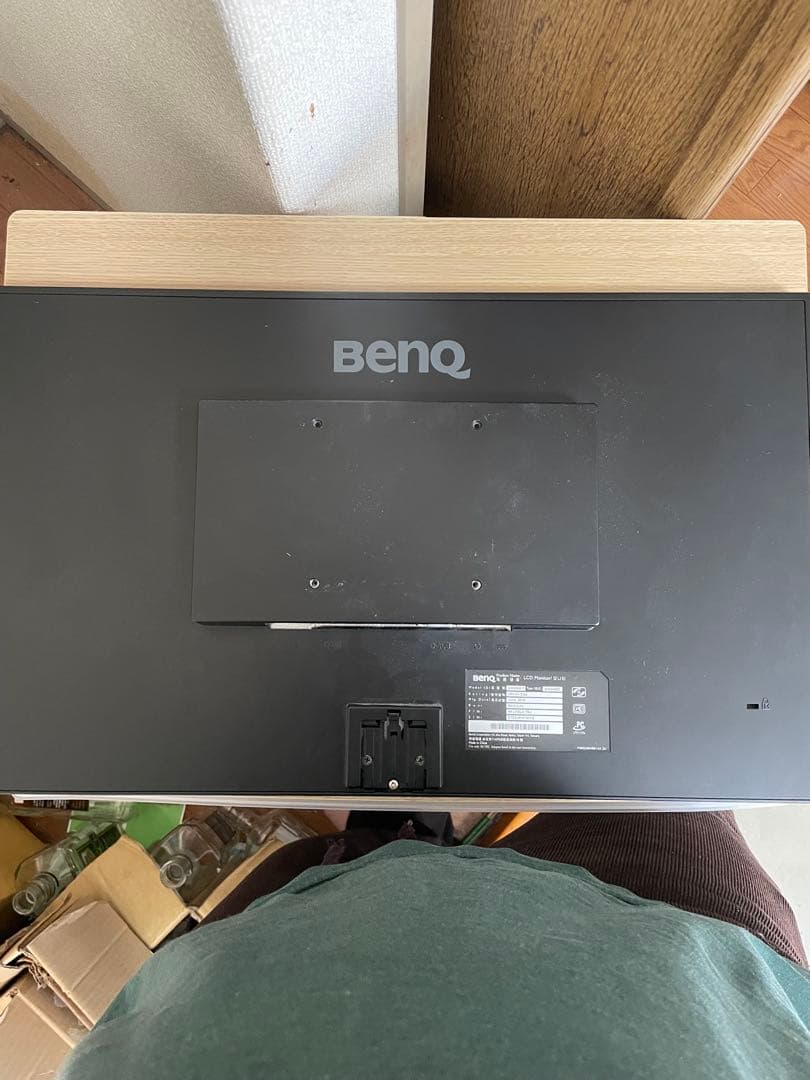 24インチ　BenQ モニター 本体　美品
