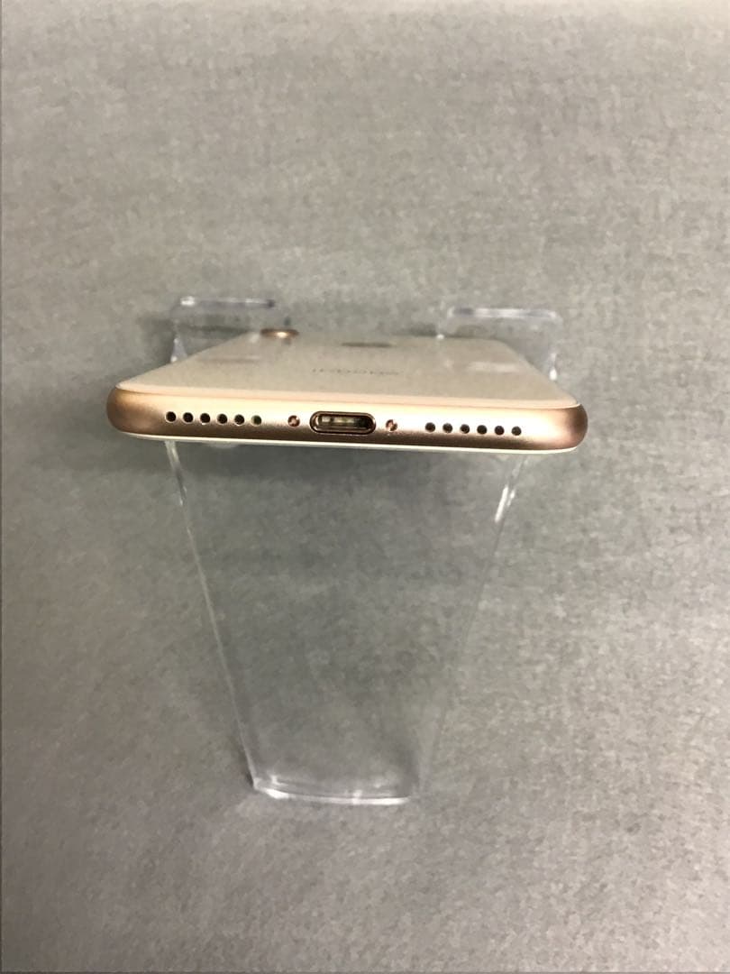 美品 国内版 SIMフリー iPhone8 64GB ゴールド色