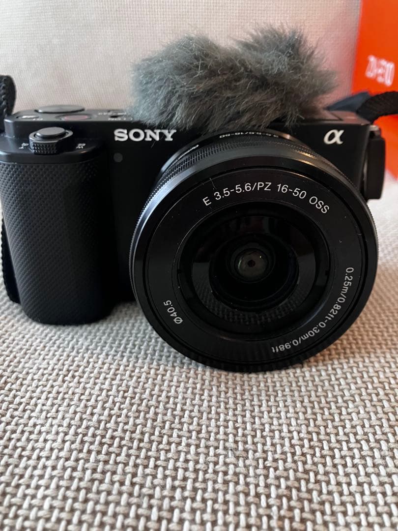 SONY レンズ交換式デジタルカメラ　ZV-E10 シューティンググリップセット