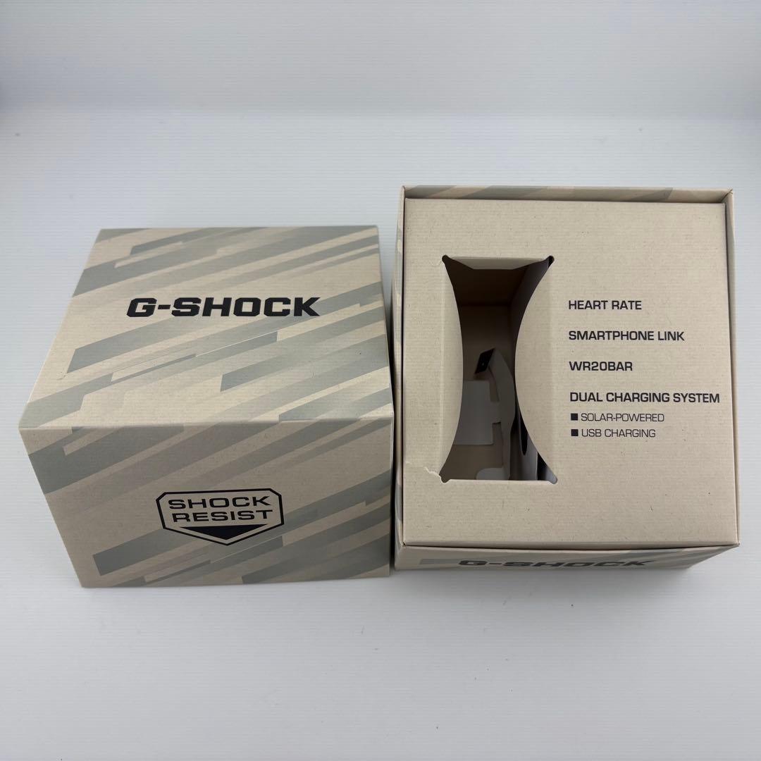 【極美品】カシオ G-SHOCK G-SQUAD DW-H5600-7JR