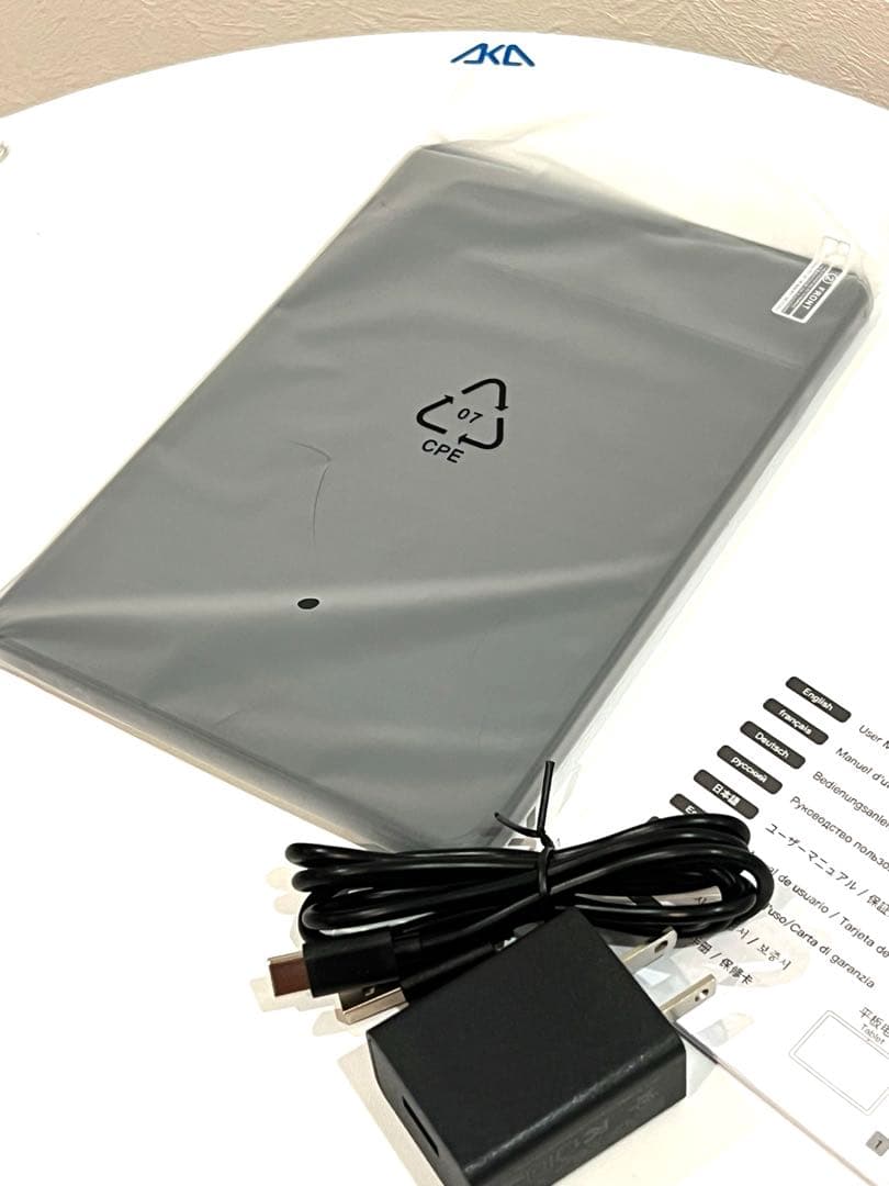 タブレット 7.9インチ 2K IPS画面　Android14