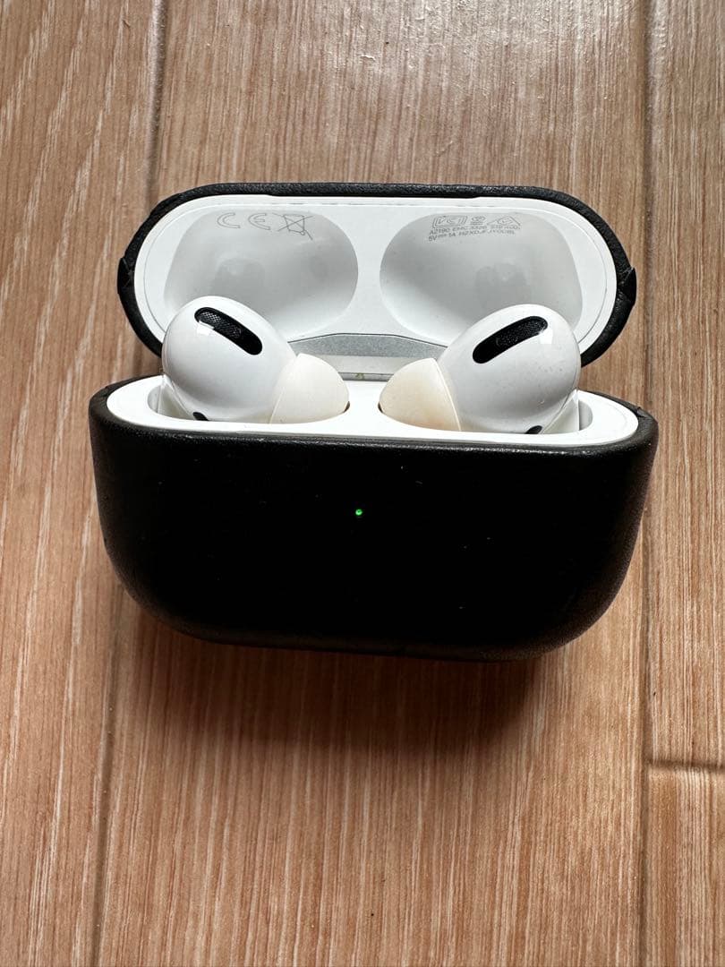 本物、AirPods Pro 早い者勝ち！オシャレなケース付き！