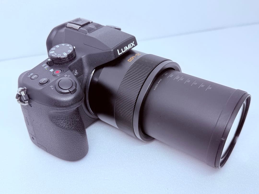 Panasonic DMC-FZ1000 4Kデジカメ 付属品充実