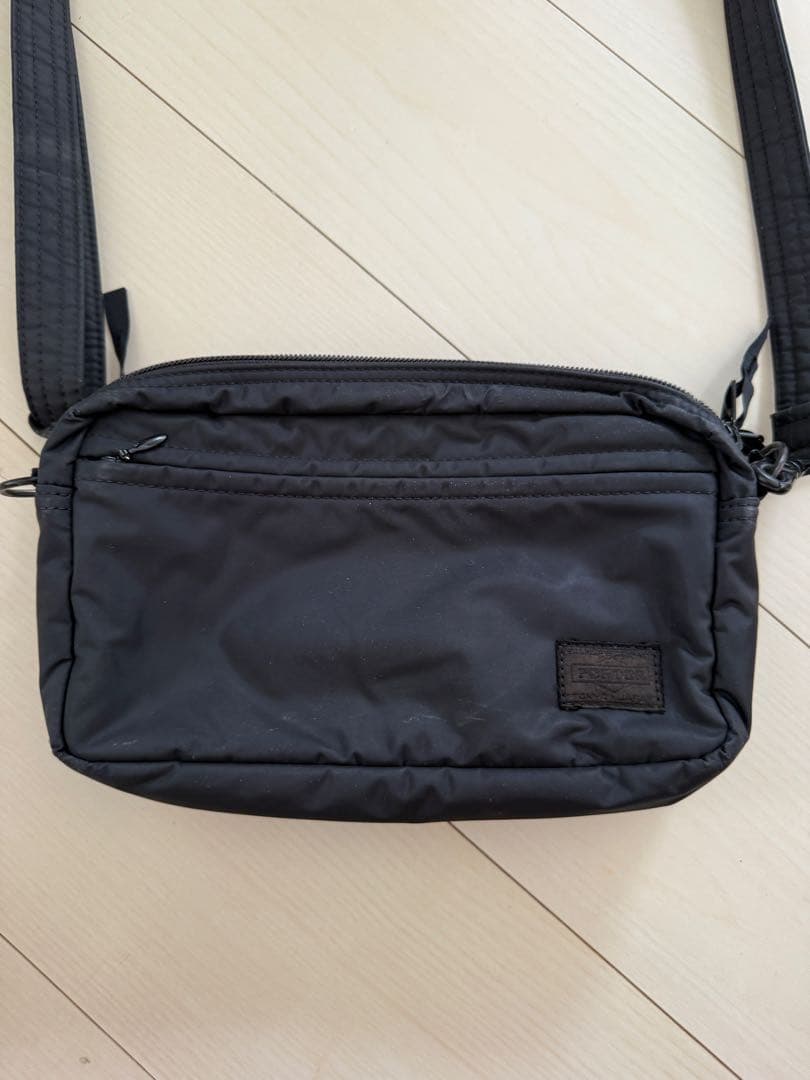 ヘッドポーター　ブラックビューティー　サコッシュ　ショルダーバッグ