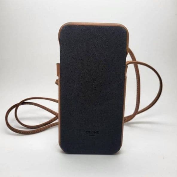 CELINE レザー iPhone X XSケースストラップ