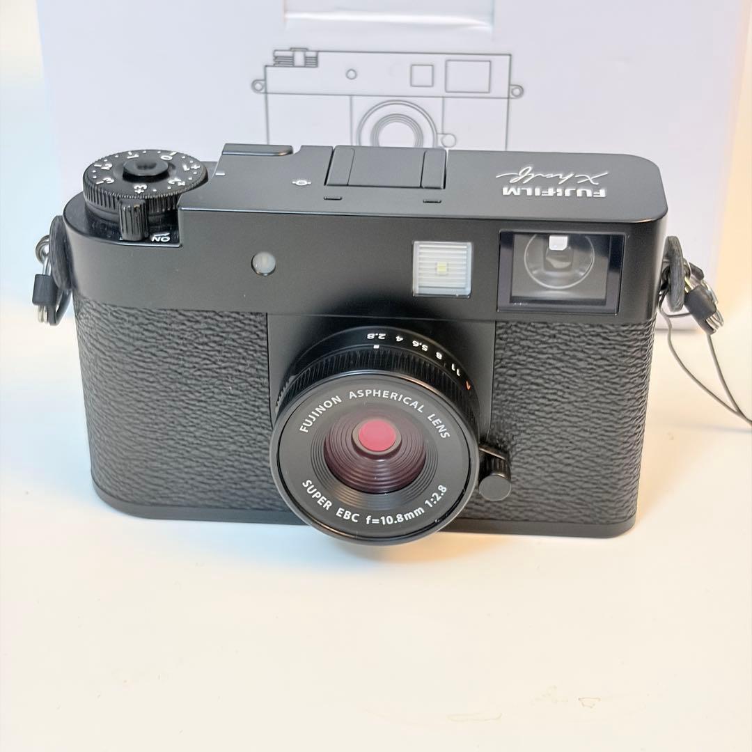 Fujifilm X half ブラック