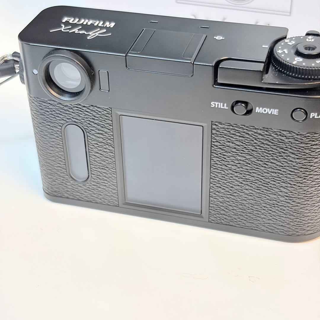 Fujifilm X half ブラック