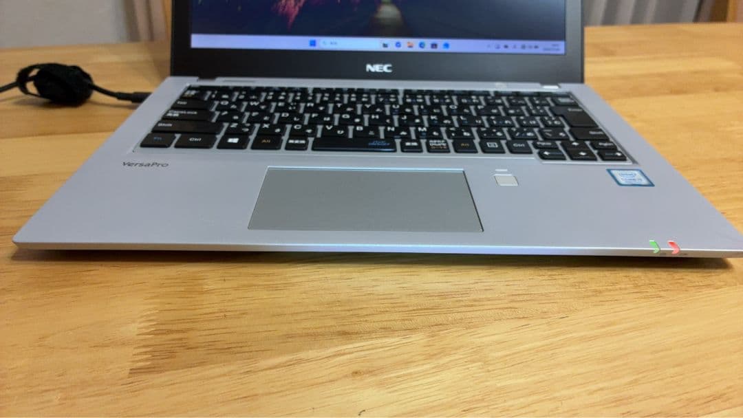 Windowsノート本体 NEC VB-4 PC-VKT16BZG4 i5-8250 8GB SSD512