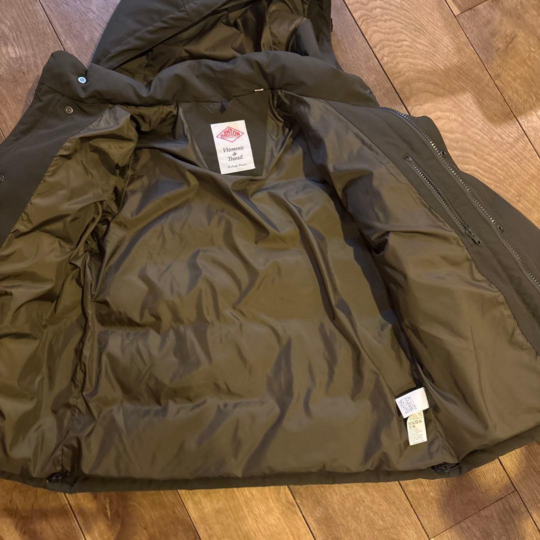 美品　36sizeダントン カーキ色ダウンジャケット