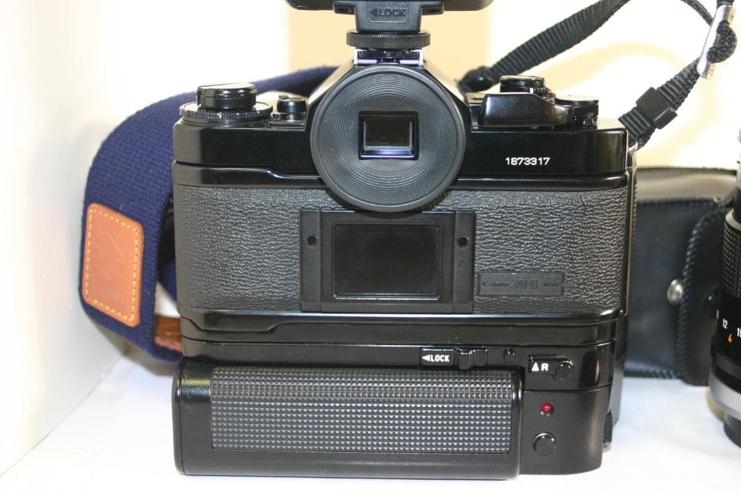 【動作確認済】キャノンA-1+純正レンズ2本+モータドライブ+ストロボ（C12）
