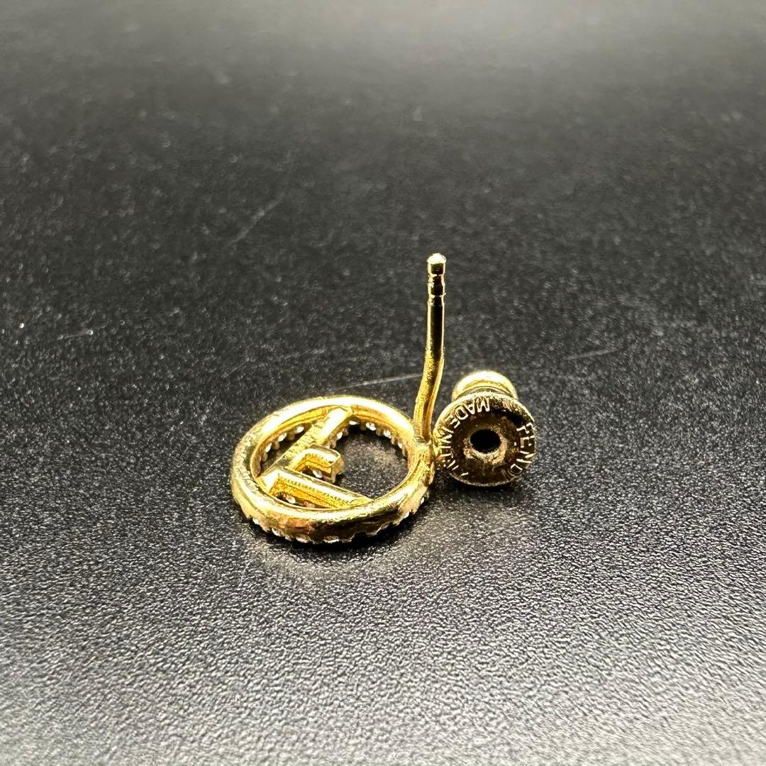 極美品✨　FENDI　フェンディ　ピアス　エフイズ　ゴールド　1651