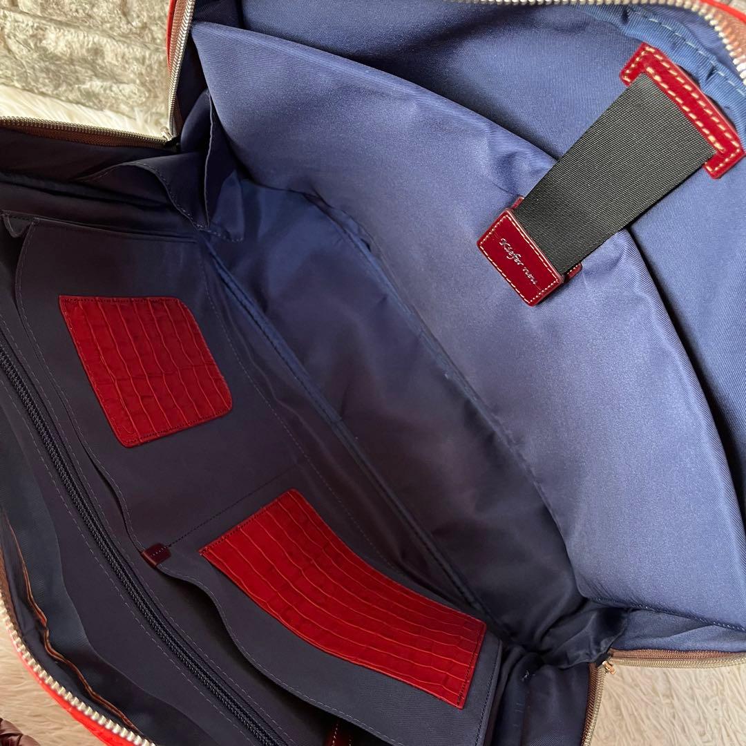 【美品】キーファーノイ　アモーレ　クロコ型押し　レザー　ブリーフケース