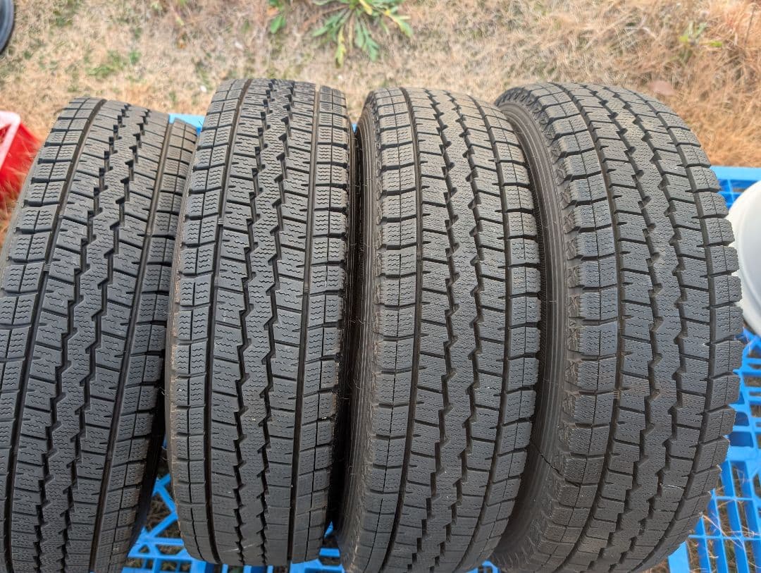 ②GAIA BRIG NV200(NCP160系)専用モデル4本セットの1本