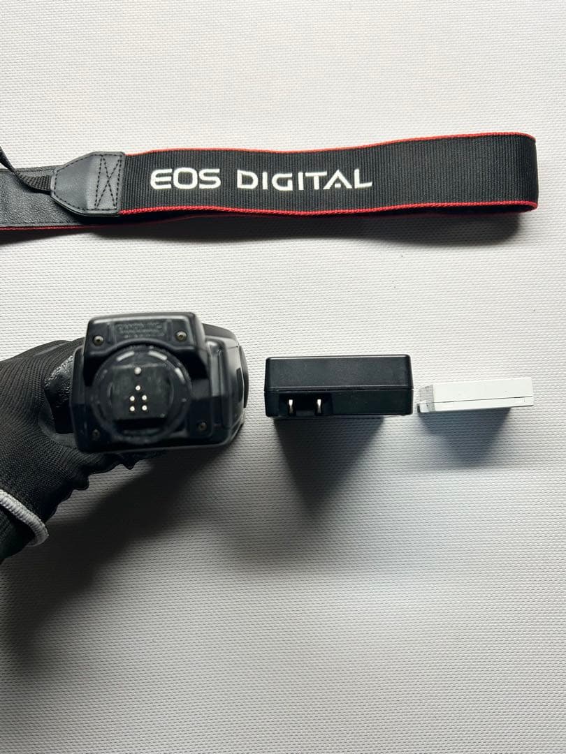 Canon EOS Kiss X6i カメラ 収納バッグ ストロボ 付き