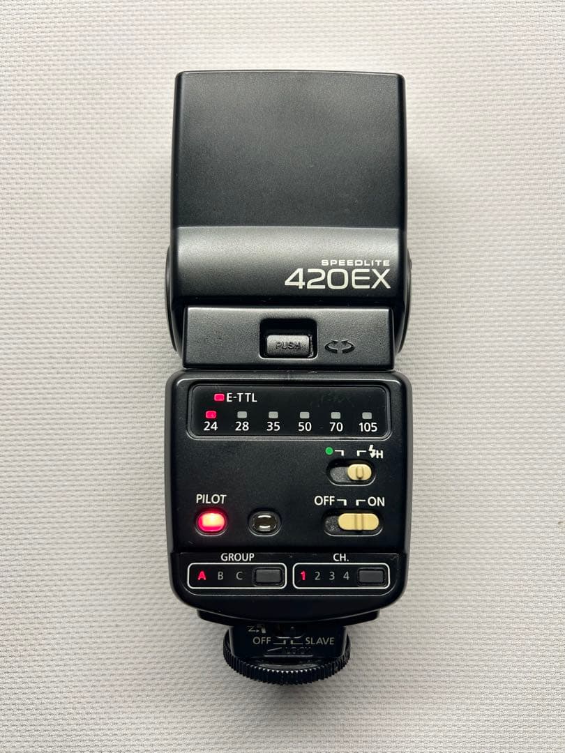 Canon EOS Kiss X6i カメラ 収納バッグ ストロボ 付き