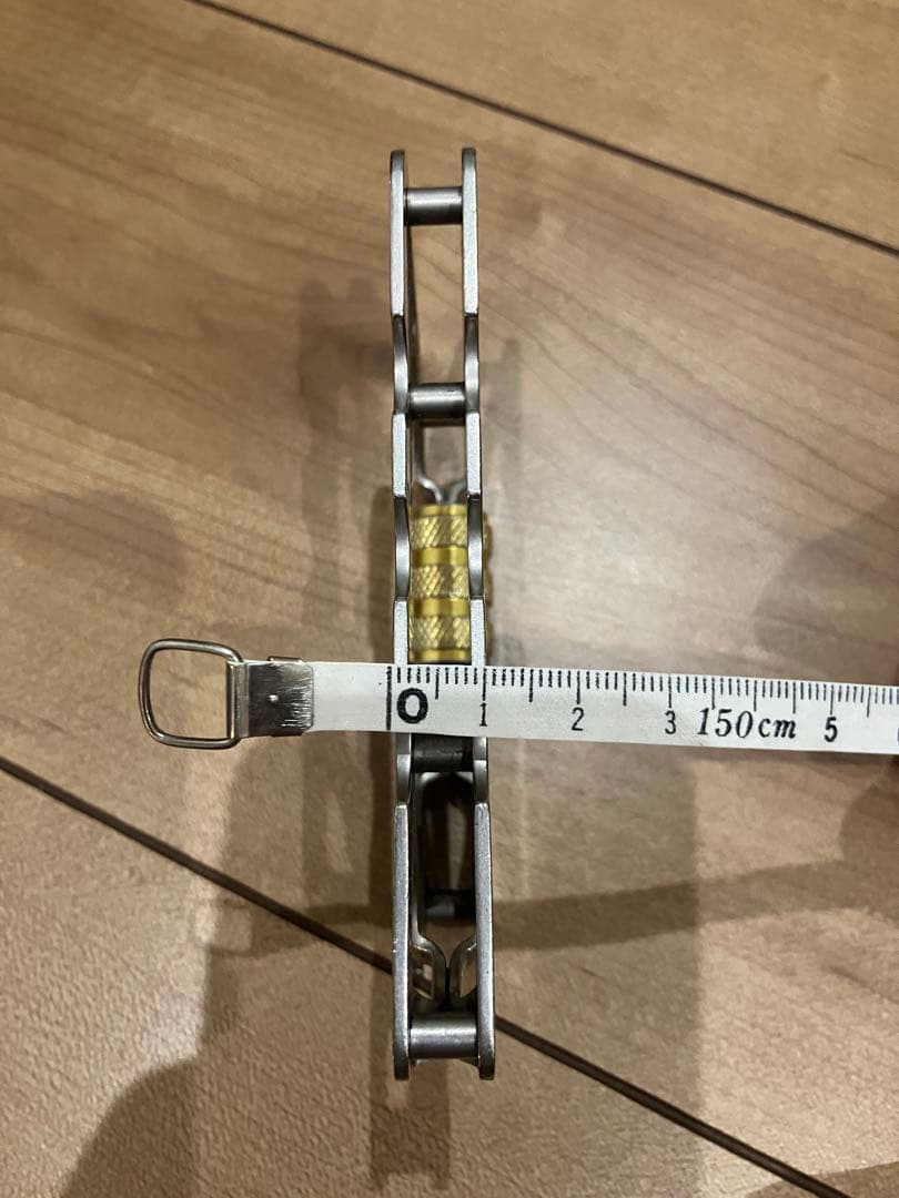 オークリー カラビナ キーホルダー【中古品】Oakley l Works