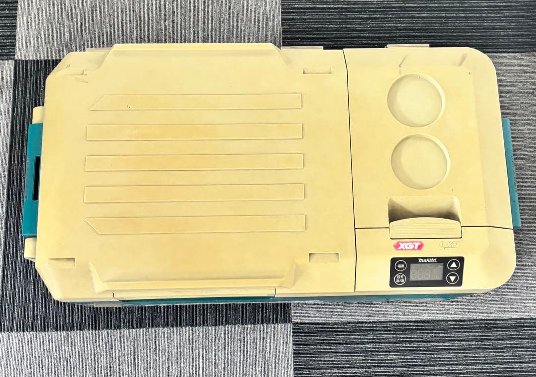 ま*す様 マキタ 充電式保冷温庫 CW180D 18V容量20L