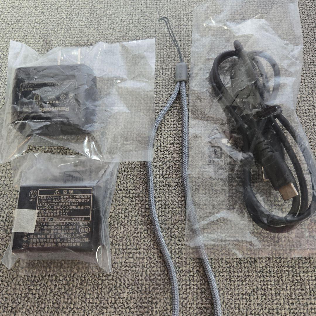 【美品】 LUMIX TZ99 Panasonic ホワイト