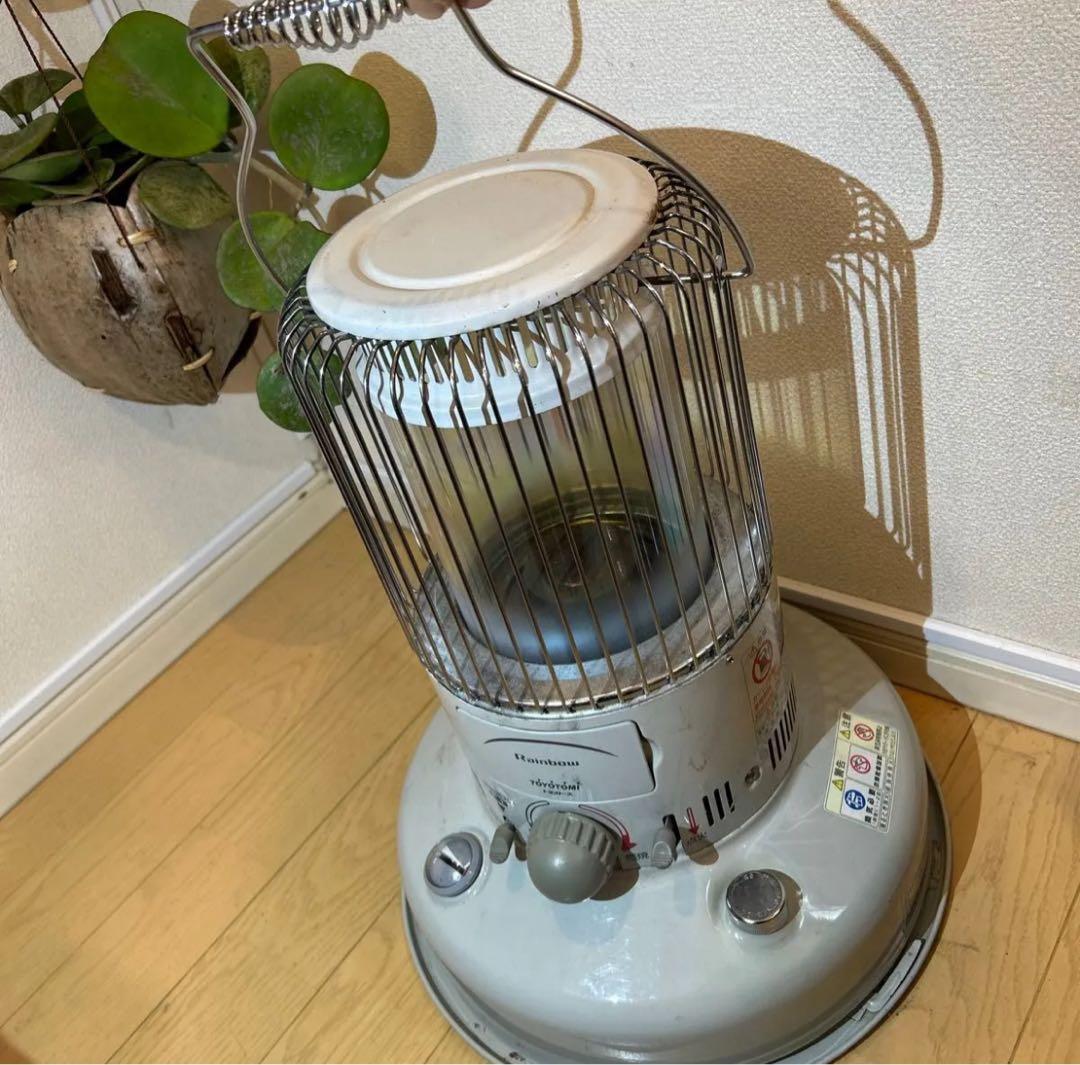 トヨトミ TOYOTOMI レインボーストーブ石油ストーブ RB-25Cホワイト