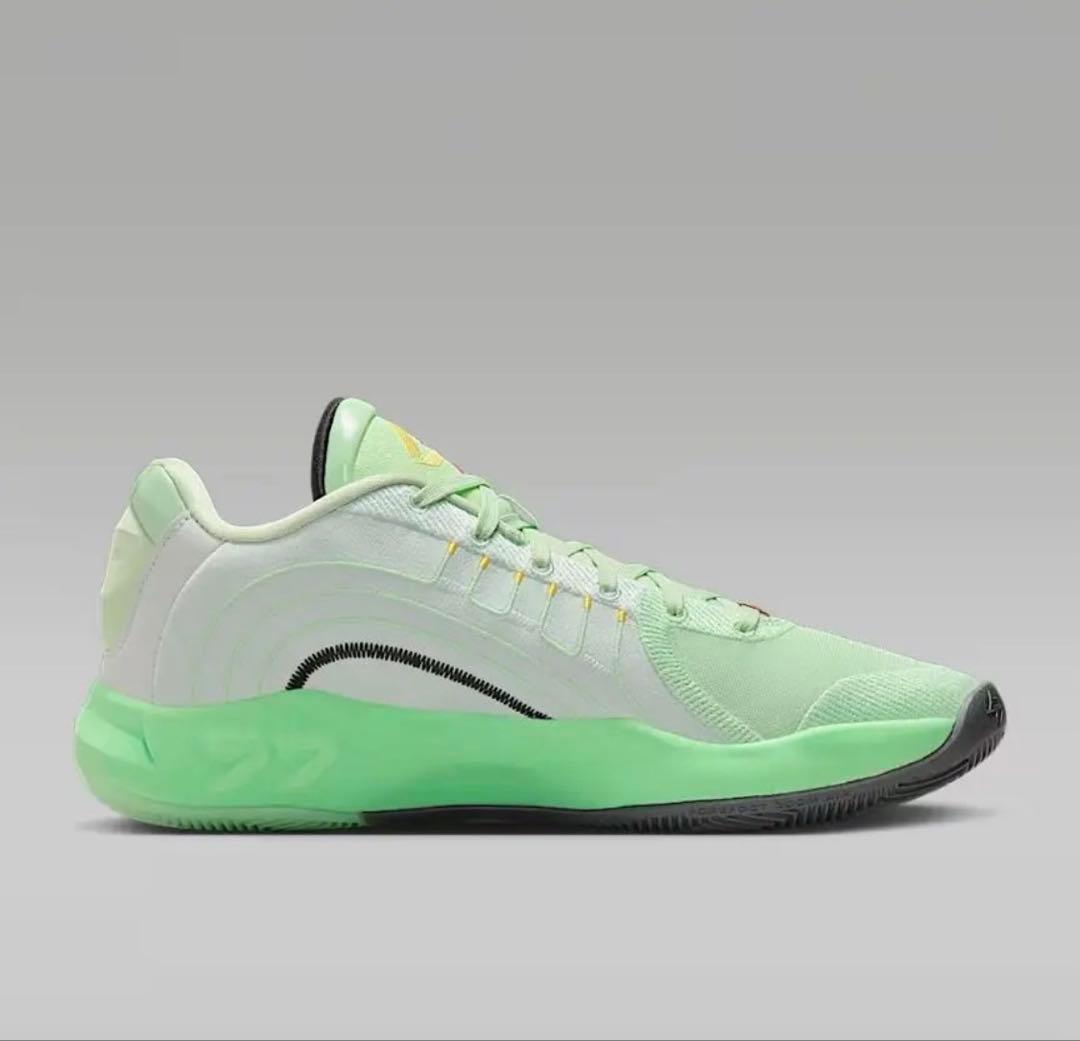 新品 ナイキ ジョーダンルカ4 PF 27.5㎝